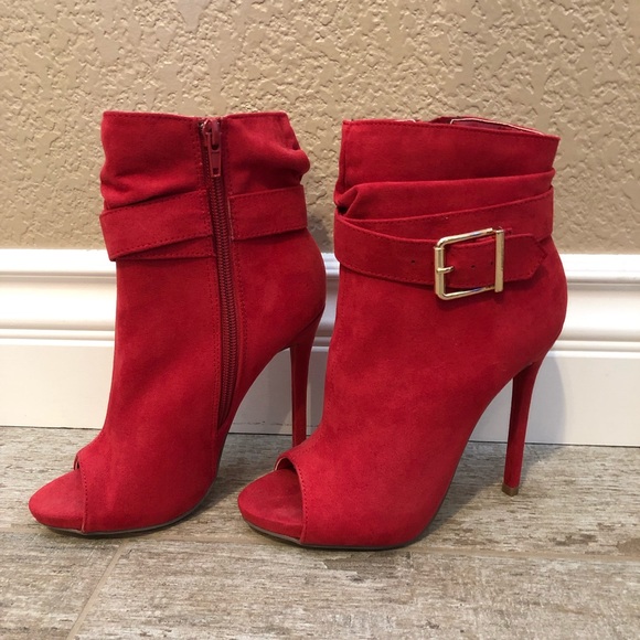 Red open toe heeled booties - Picture 3 of 4